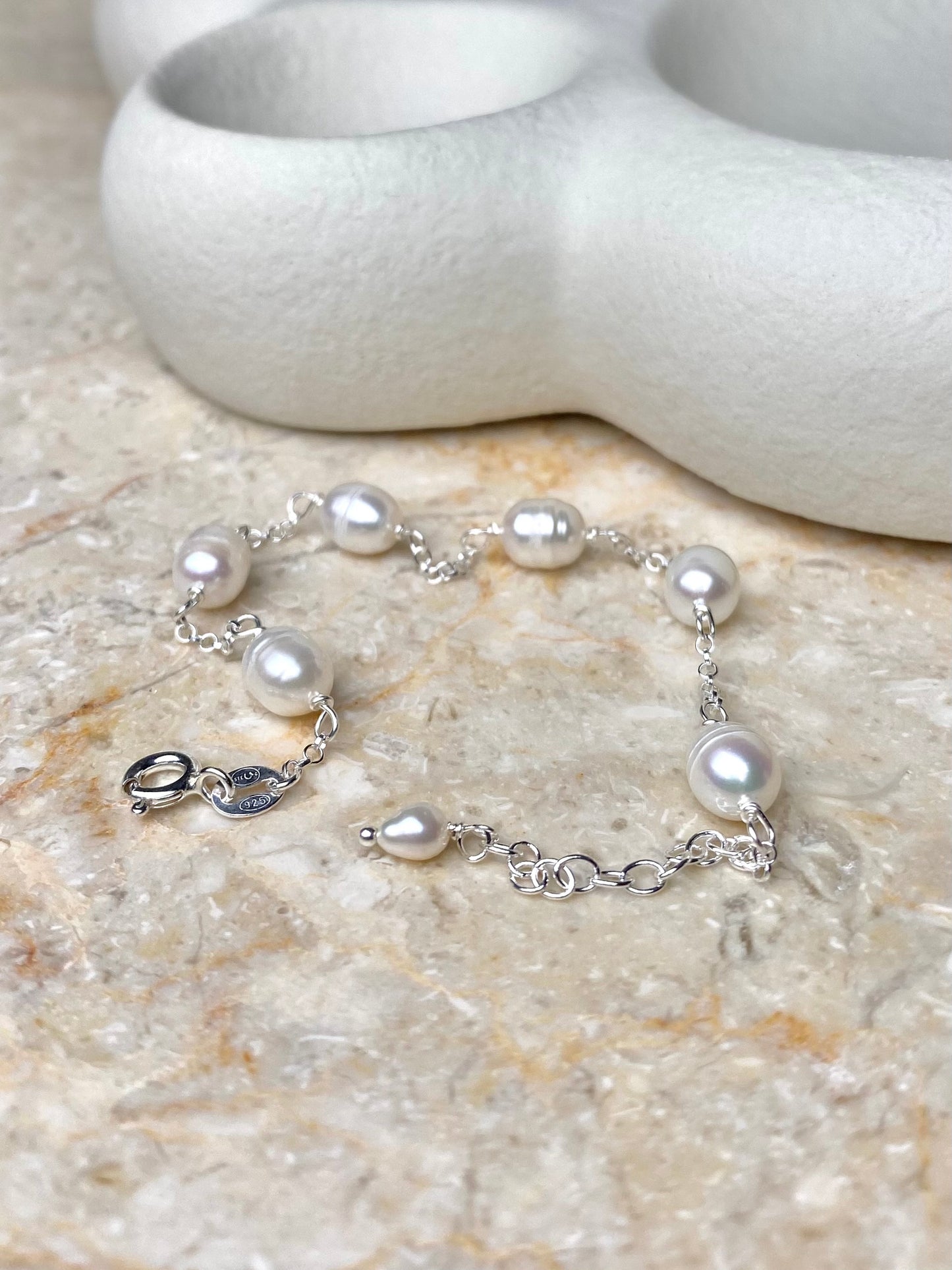 Aarteeni-rannekoru, helmi, hopea