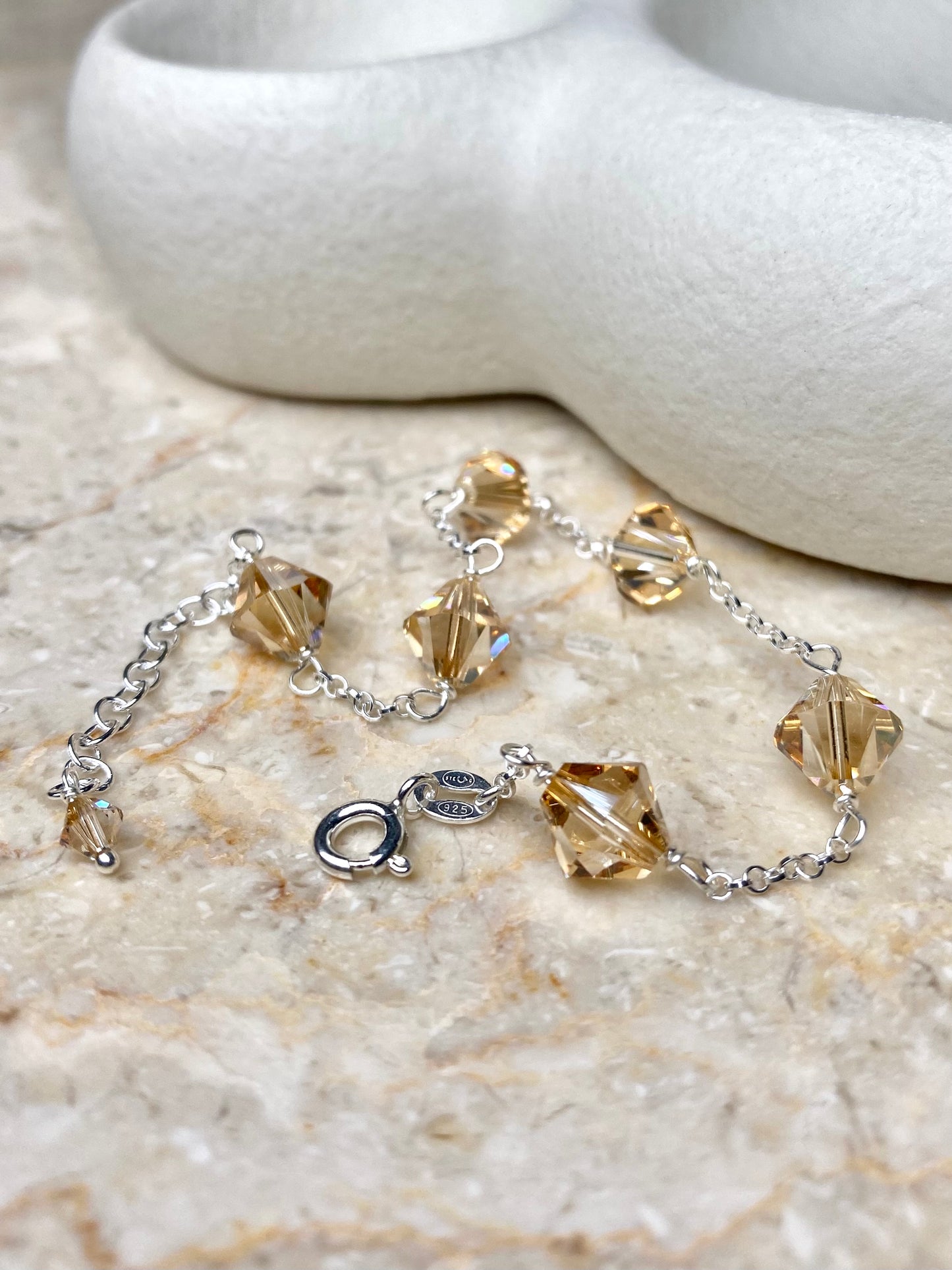 Aarteeni-rannekoru, beige, hopea