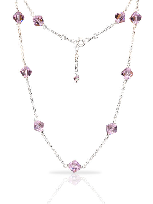 Vaaleanpunainen hopea kaulakoru