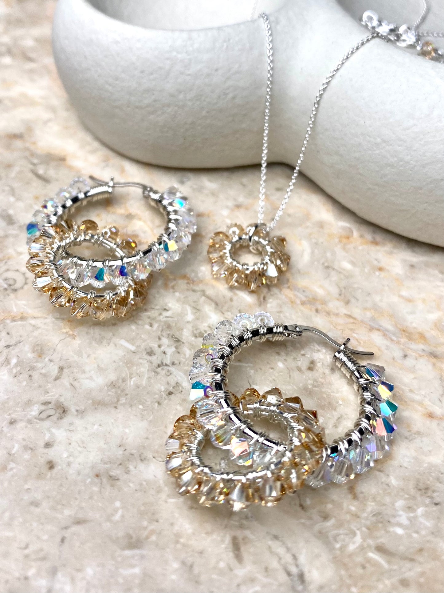 Tuplarenkaat & Soolorengas -korusetti, beige, hopea