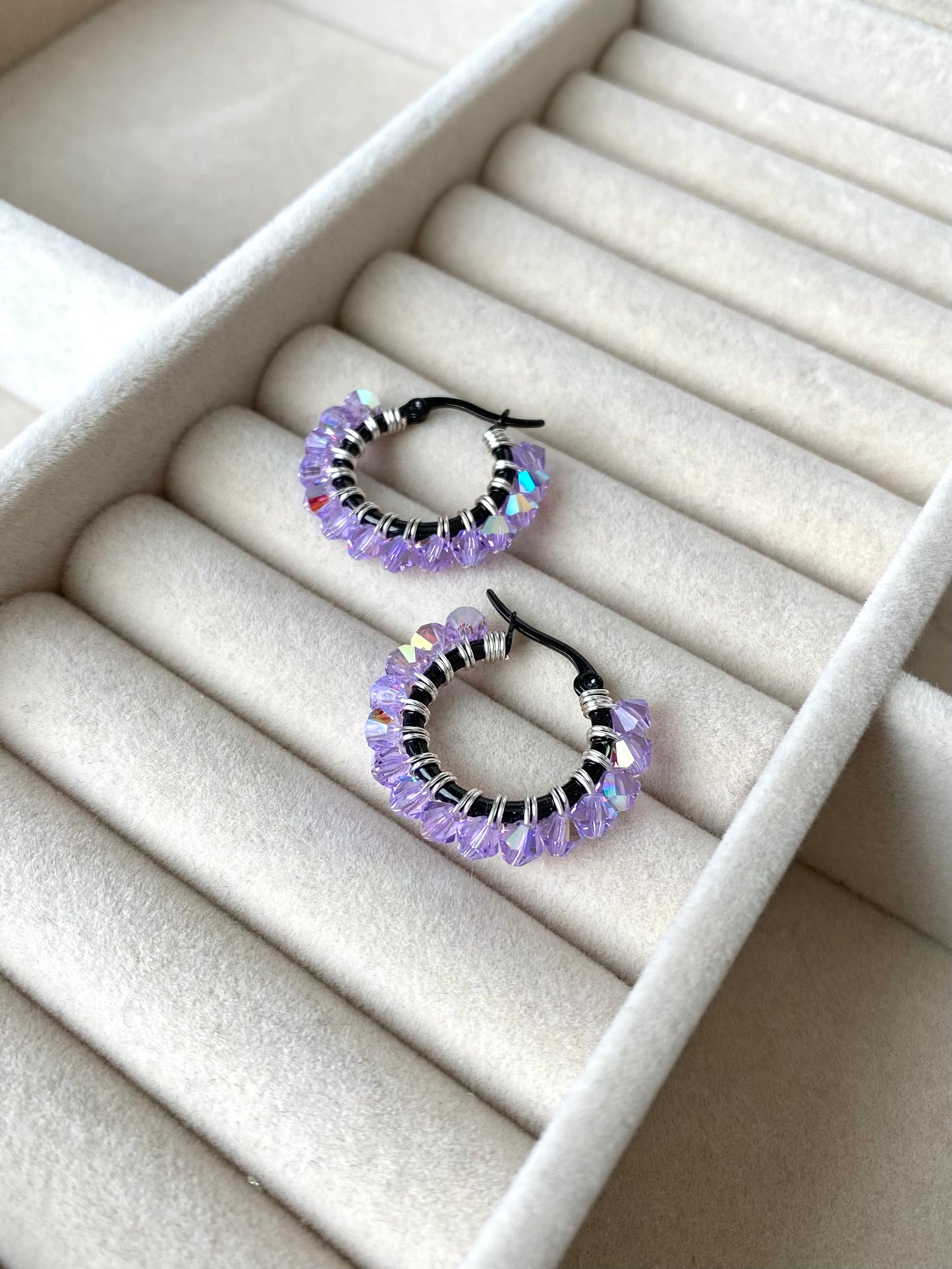 Pyöreät renkaat, violetti/musta, teräs