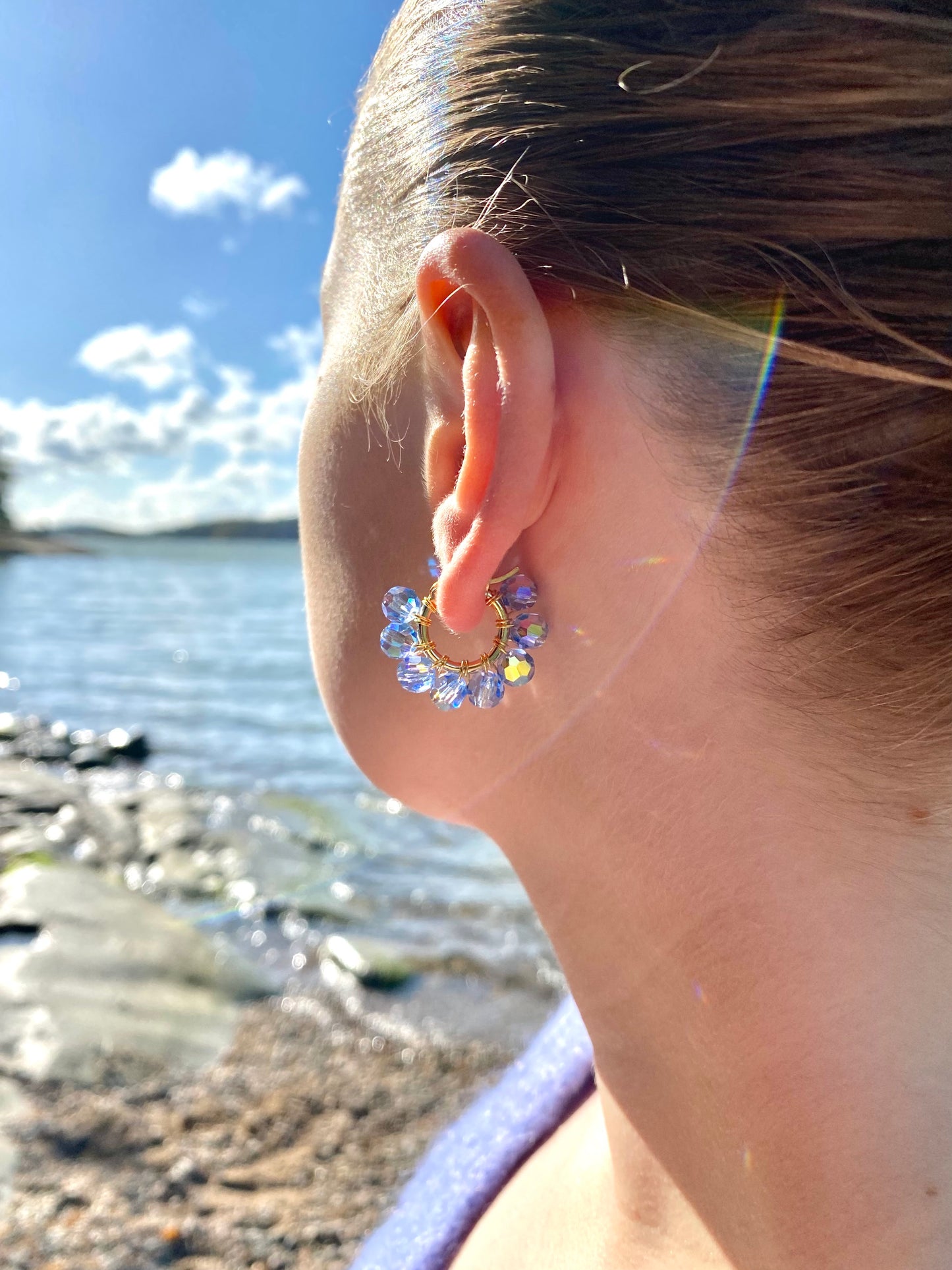 Pikkurenkaat-korvakorut, vaaleansininen, hopea