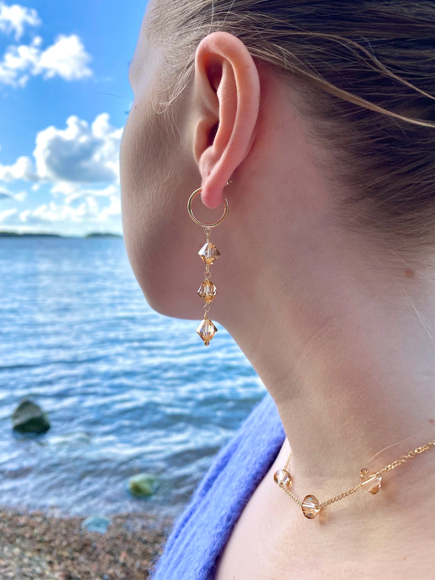 Aarteeni-korvakorut, beige, kullattu hopea