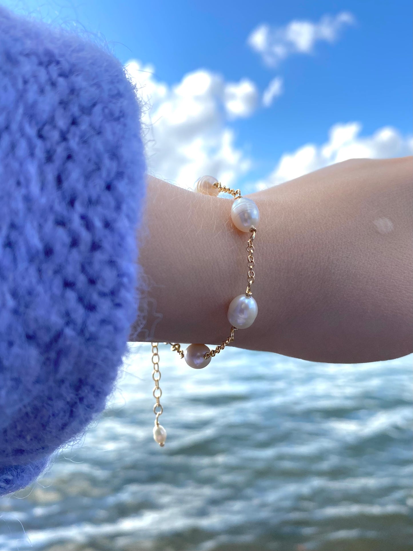 Aarteeni-rannekoru, helmi, kullattu hopea