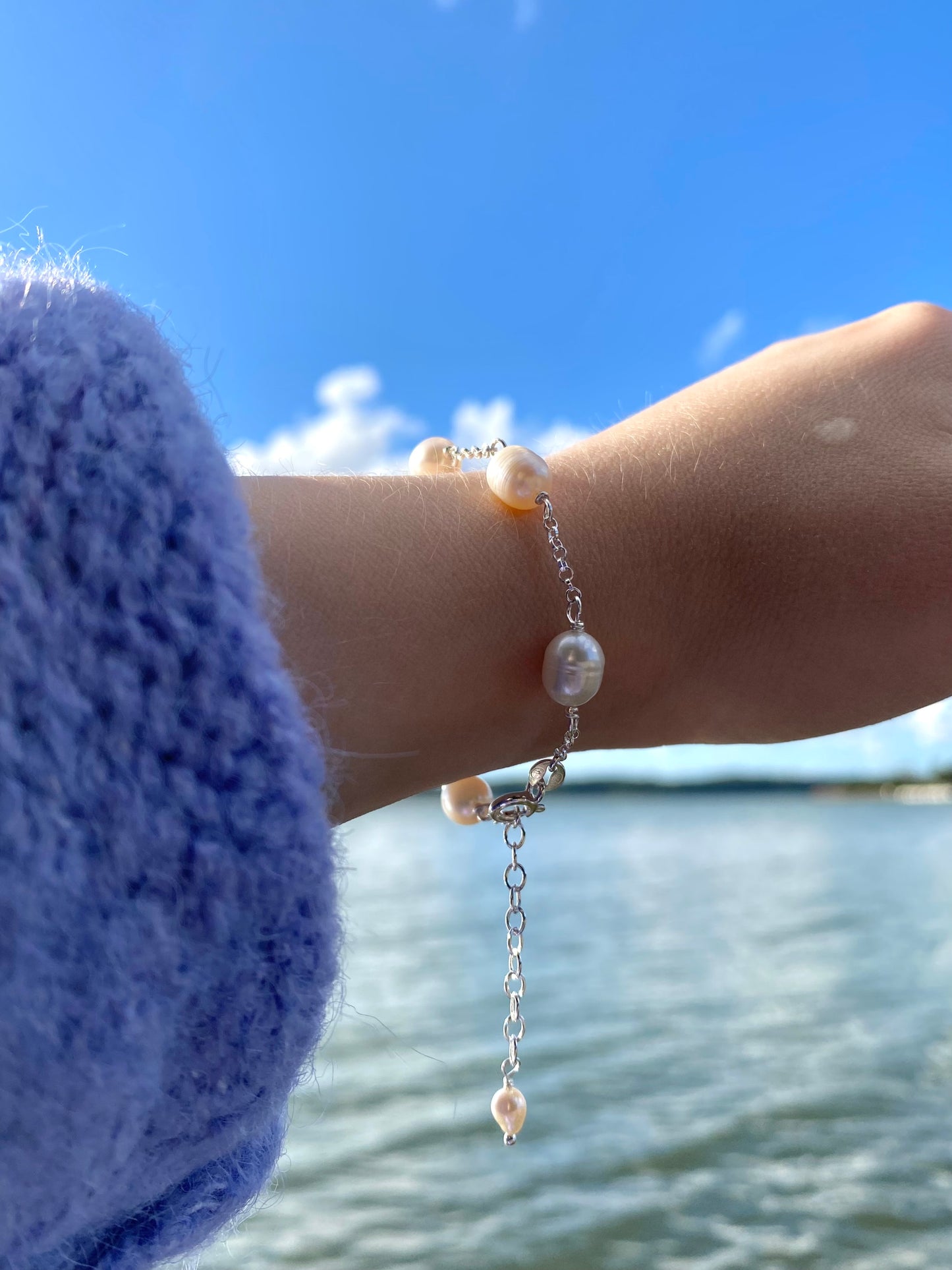 Aarteeni-rannekoru, helmi, hopea