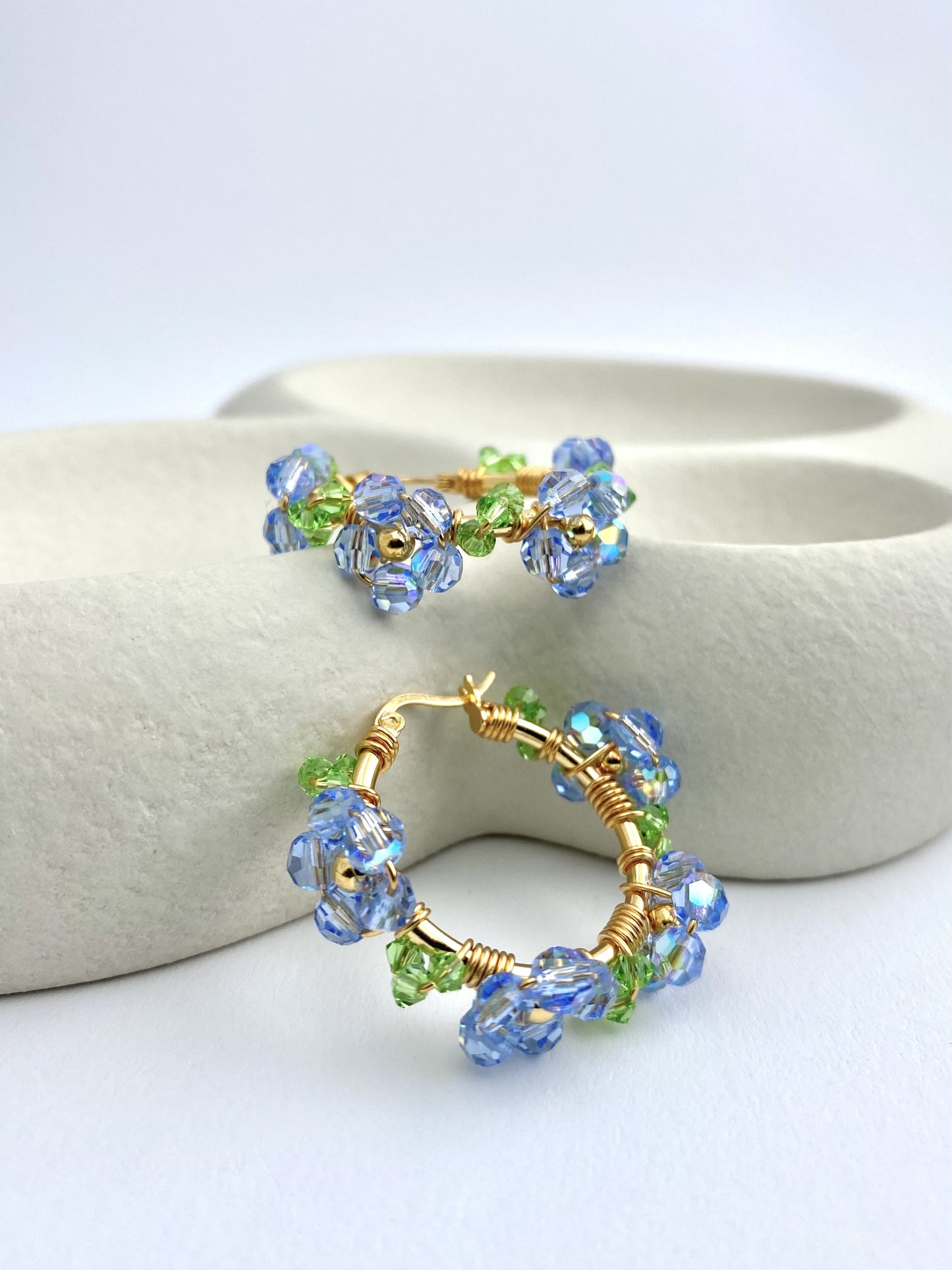 Kristalliniitty-korvakorut, vaaleansininen, kullattu hopea