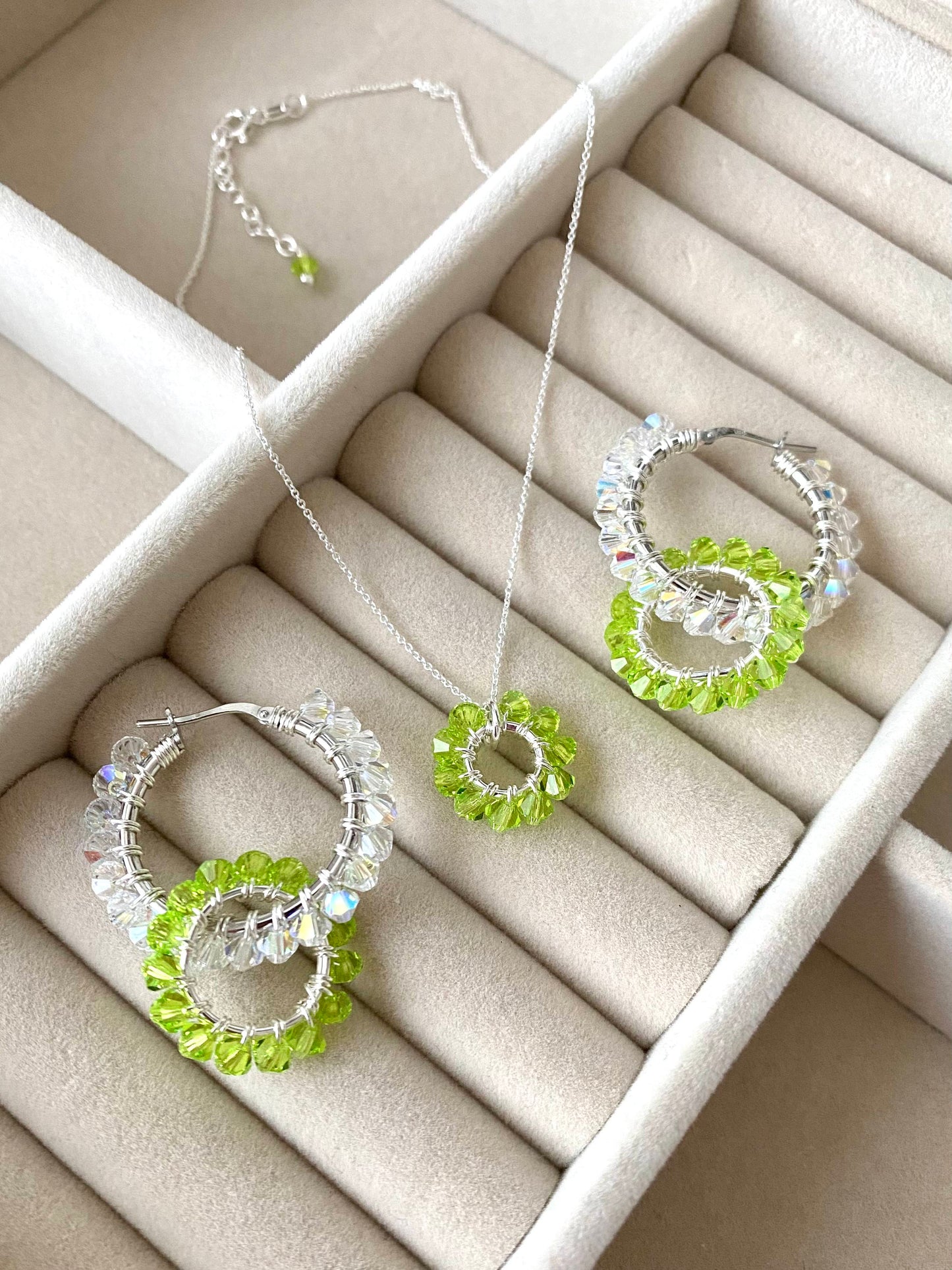 Tuplarenkaat & Soolorengas -korusetti, lime, hopea